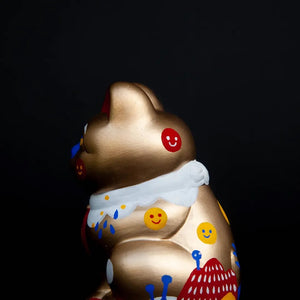 LOCAL ARTICT COLLECTION - LUCKY CAT IN MY GUMMY WORLD - GOLD